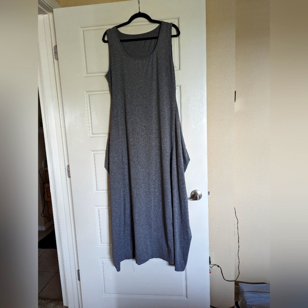 Drape Solid lounge dress